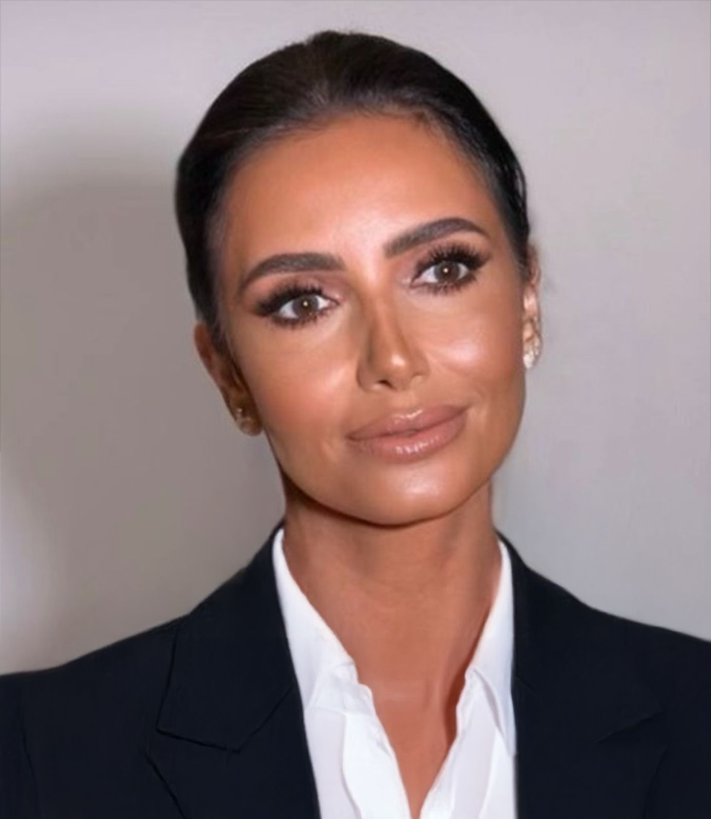 aboutPage.boardAdvisors.members.abeerAlOtaiba